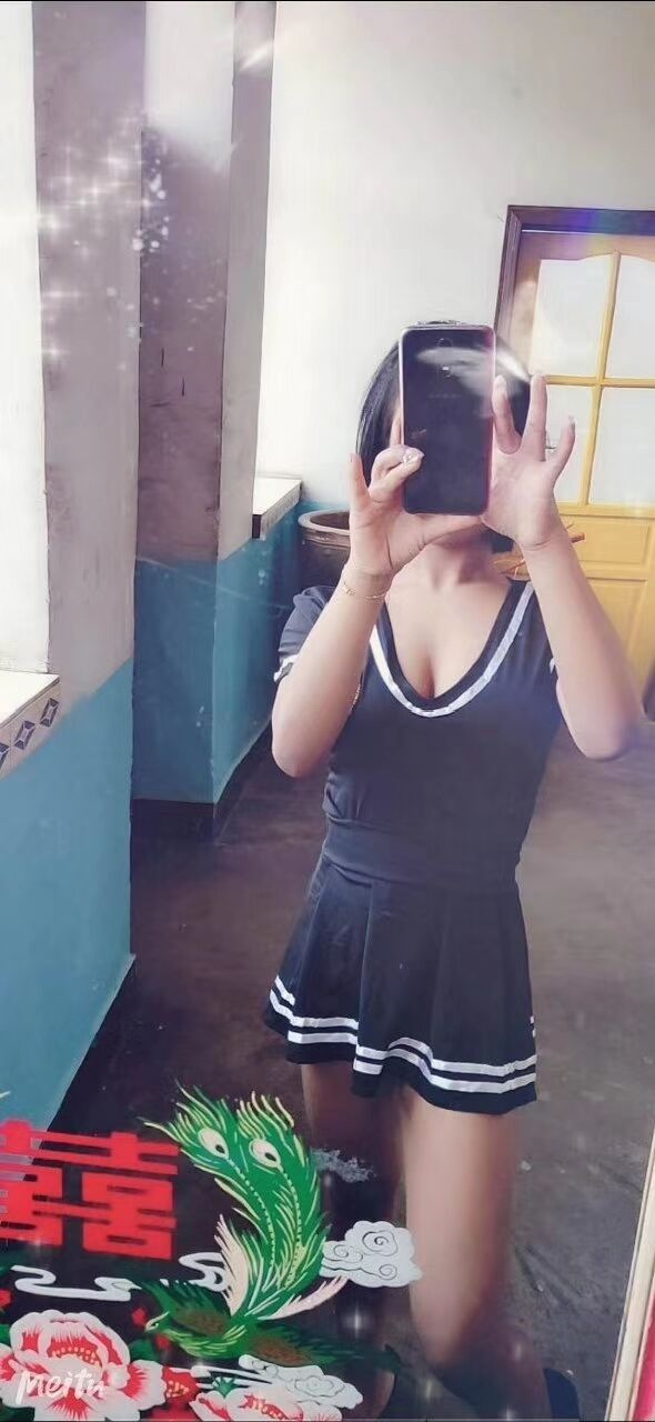 人美活好的年轻小姐姐